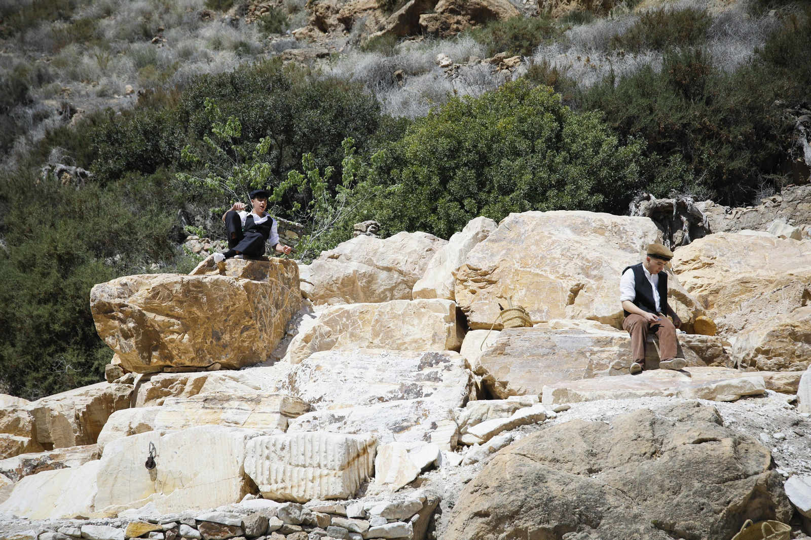 Imágenes de "Canteros y Caciques en la lucha por el Mármol" de Macael