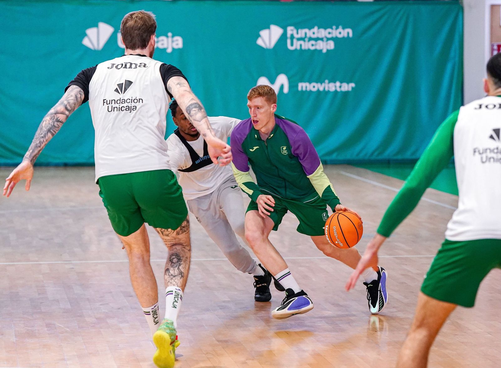 Eladio Carrión lleva al Unicaja a Los Guindos