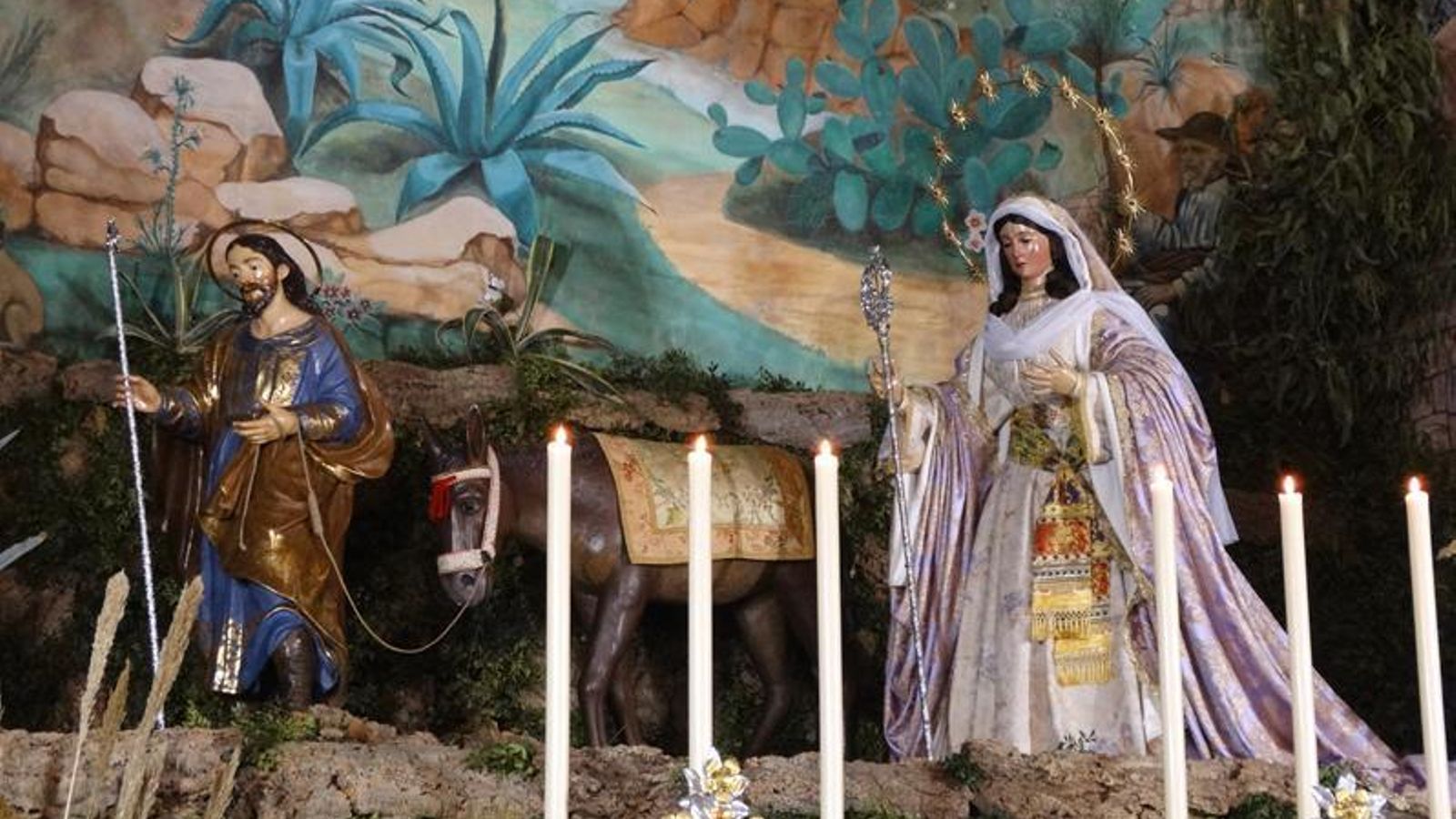 La Virgen camina junto a San José en Castilleja