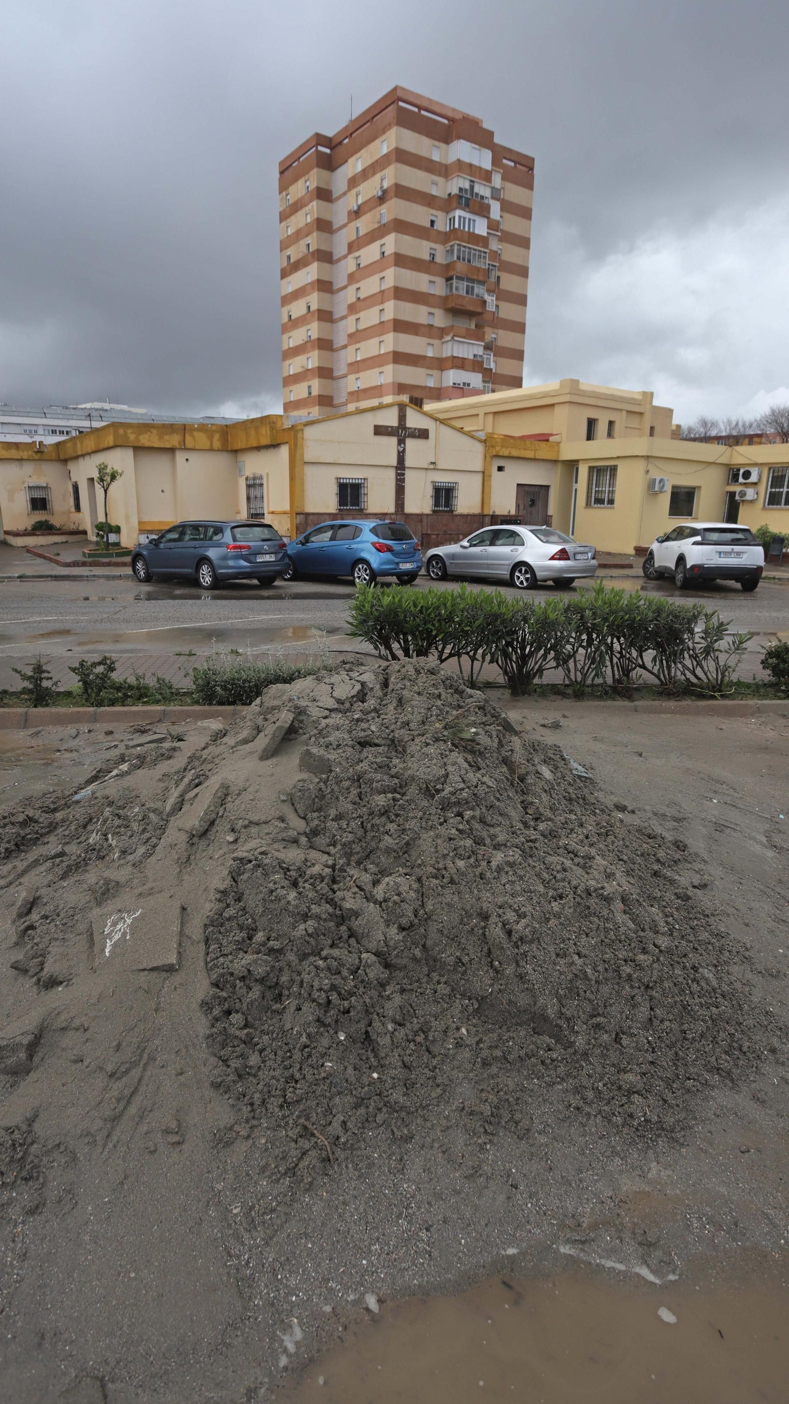 Fotos del paseo de Poniente tras el temporal