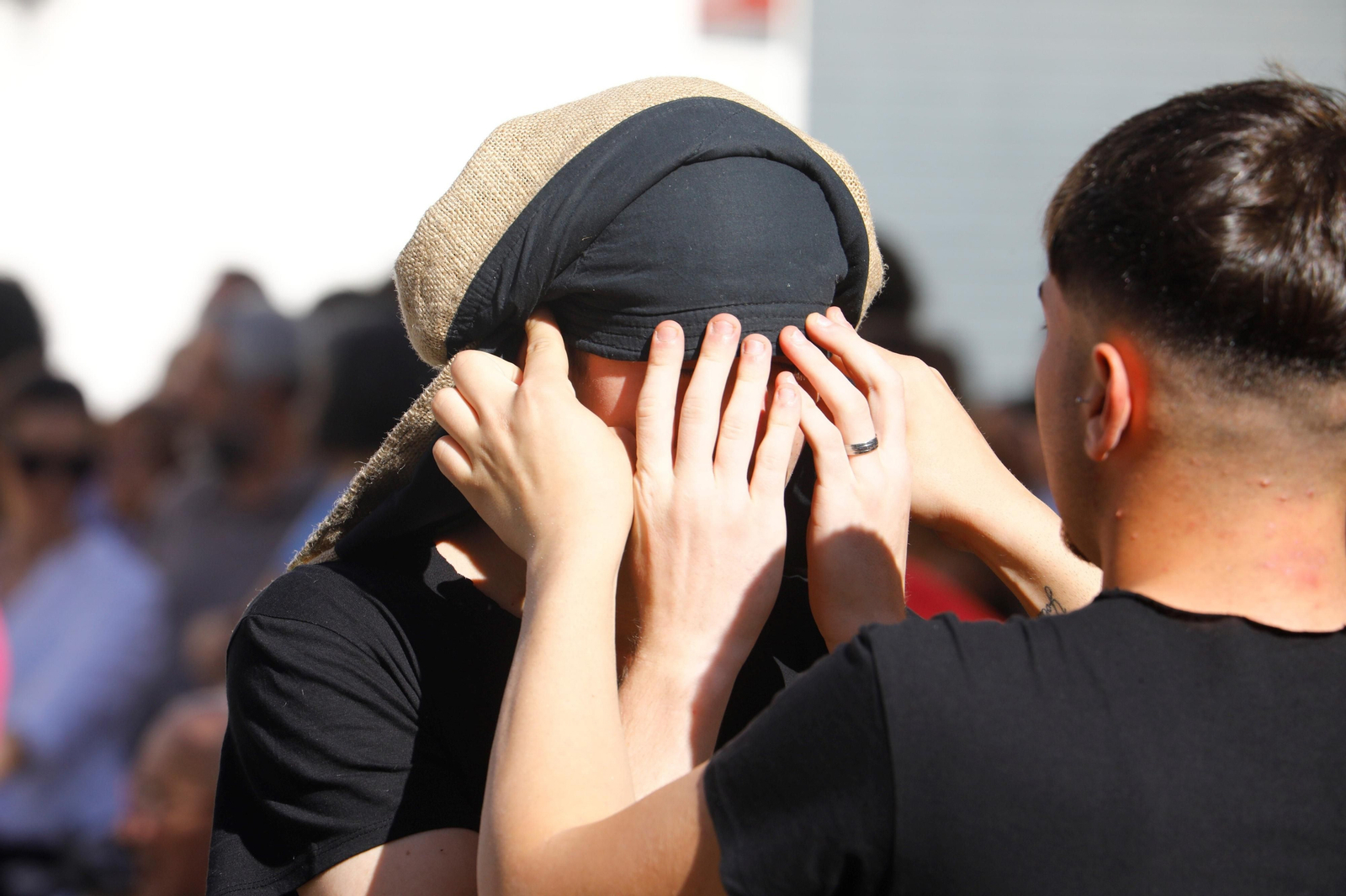 Jueves Santo en Córdoba: la procesión del Nazareno, en imágenes
