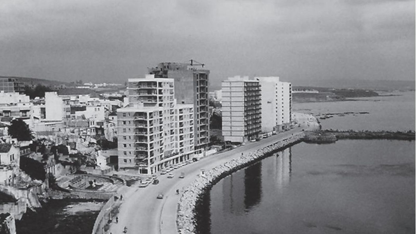 El Paseo Marítimo a mediados de los años 1970.