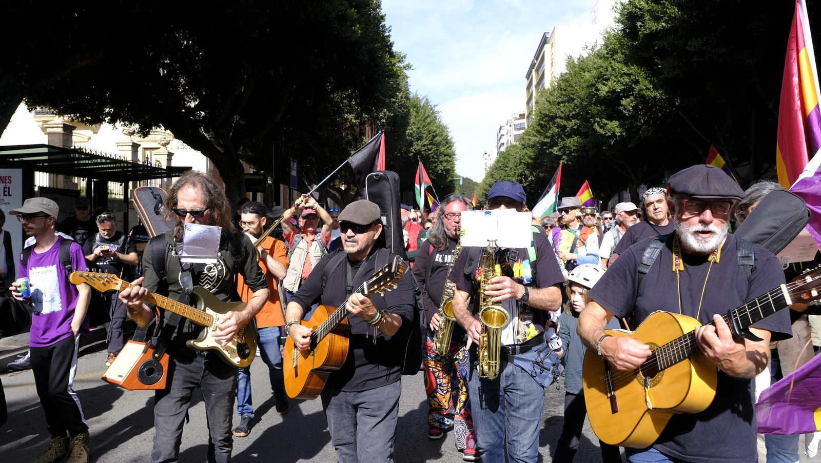 La Marcha de la Desbandá, en imágenes