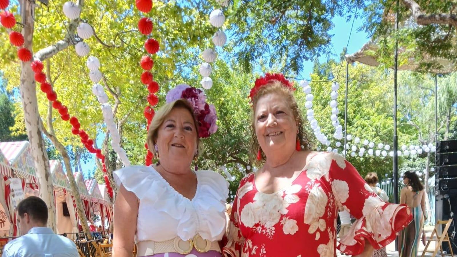 Búscate en las imágenes del Día de la Mujer de la Feria de San Fernando 2024