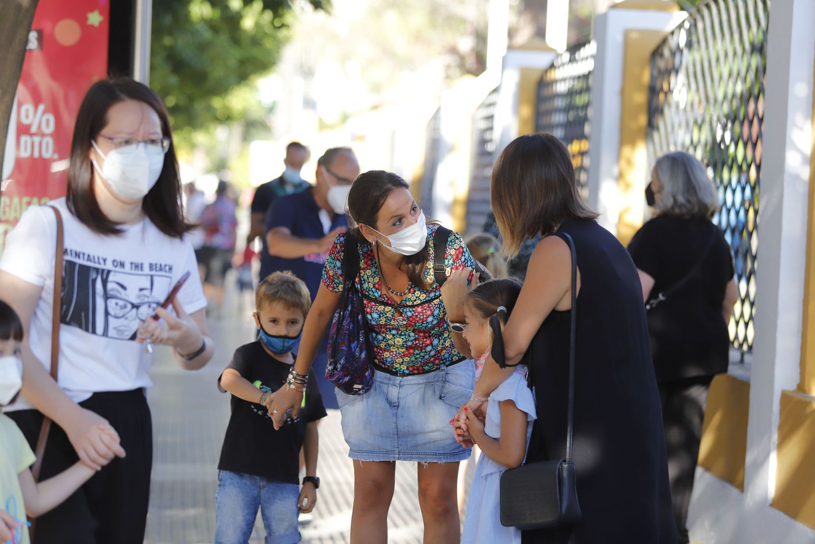 Imágenes de la vuelta al cole en las aulas de Huelva