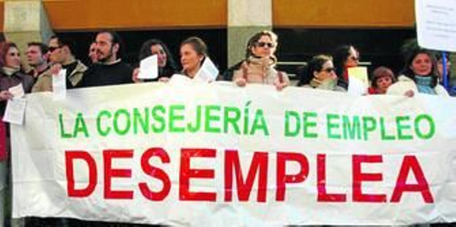Protestas de trabajadores de la Faffe cuando la Junta decidió su desmantelamiento.