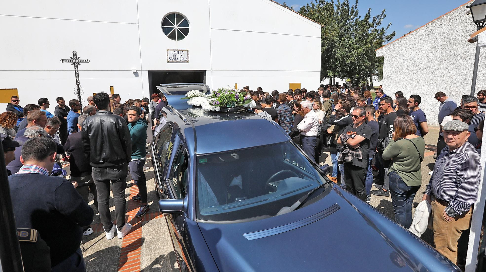 Imágenes del funeral en Rota por el joven Marcos Garrido, fallecido en el 'Circuito de Jerez?