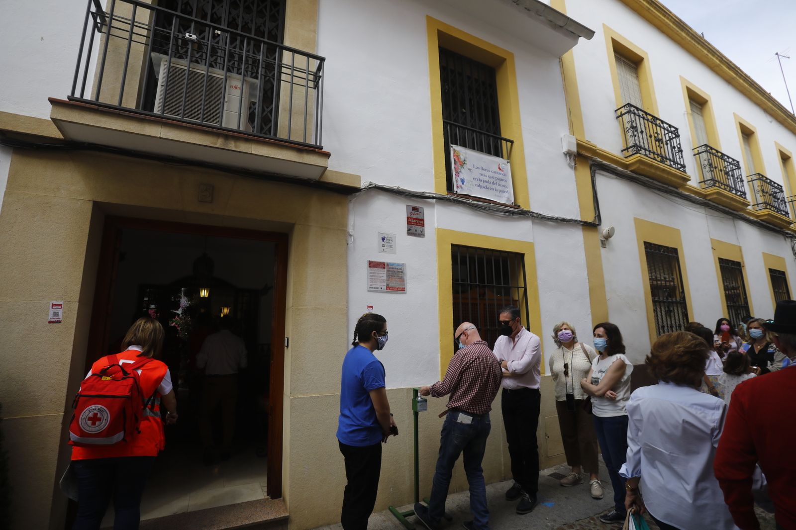 Fotografías: Sábado de colas y bulla en los Patios de Córdoba