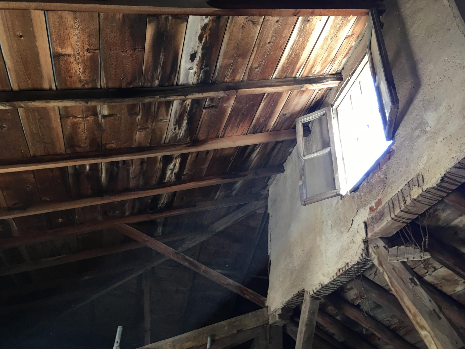 Descubre el interior del Hotel Reuma de Granada: así está el edificio que se convertirá en centro de interpretación de la Alhambra