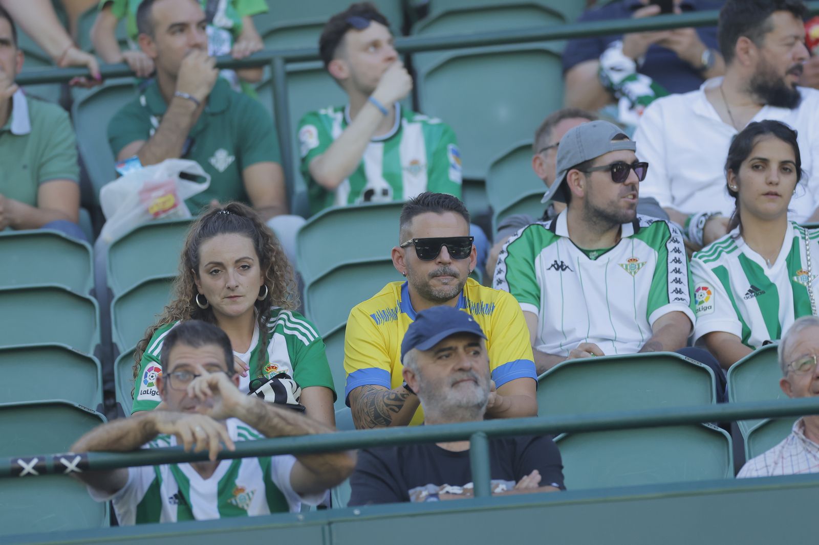 Búscate en las fotos del Betis-Cádiz