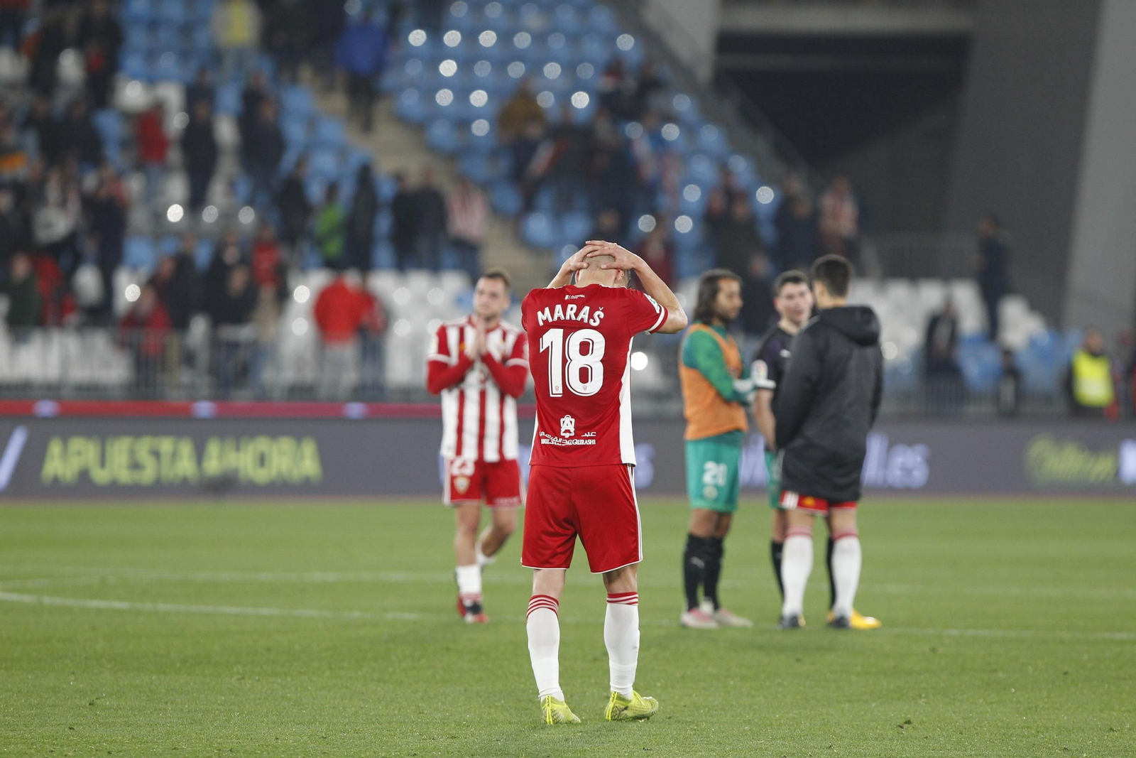Maras se lleva las manos a la cabeza tras la derrota ante el Racing