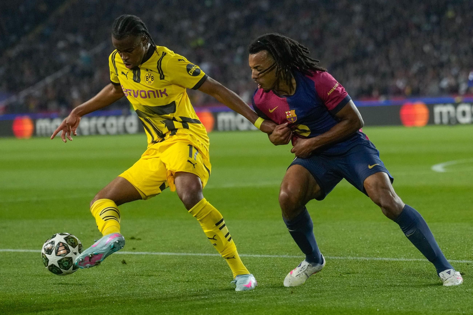 Las mejores fotos del Barcelona - Borussia Dortmund