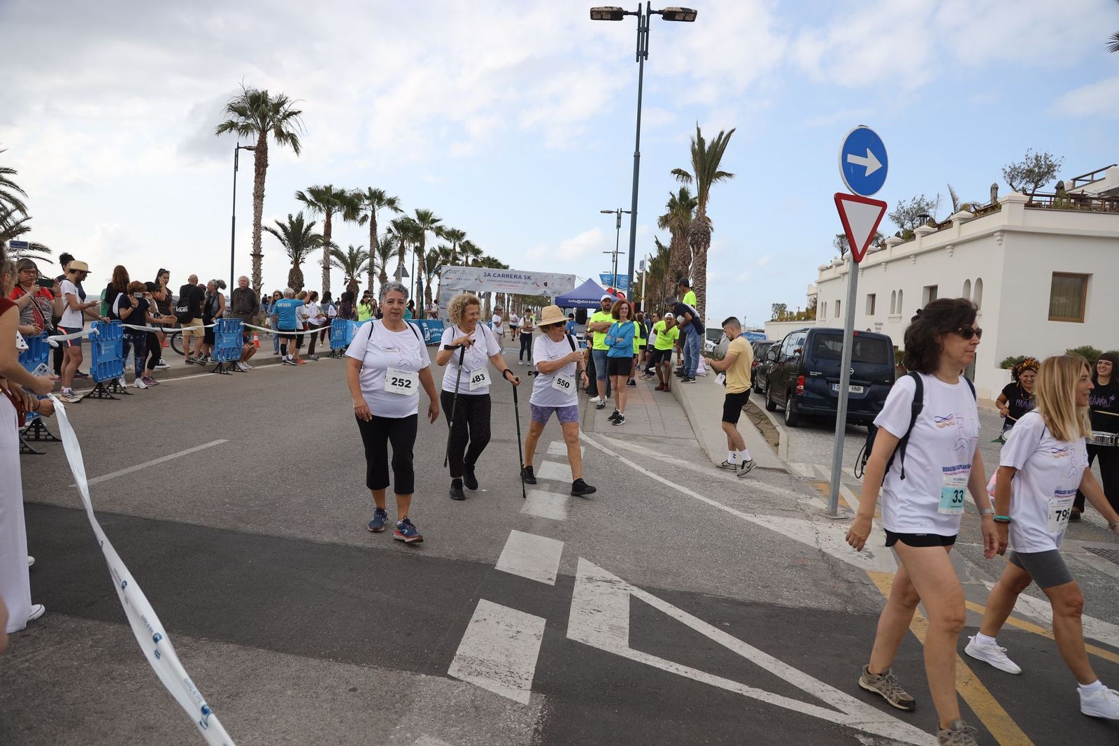 Las fotos de la 3ª carrera solidaria Memorial Vicente Granados en Málaga