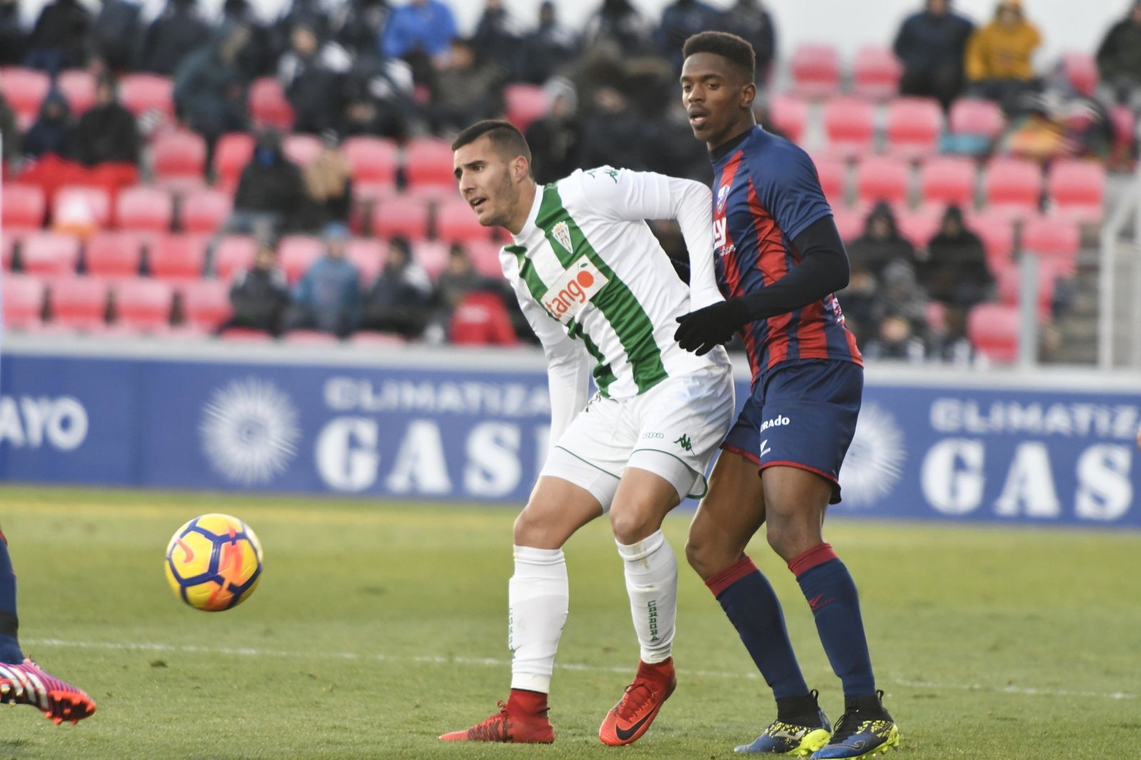 Las imágenes del Huesca-Córdoba