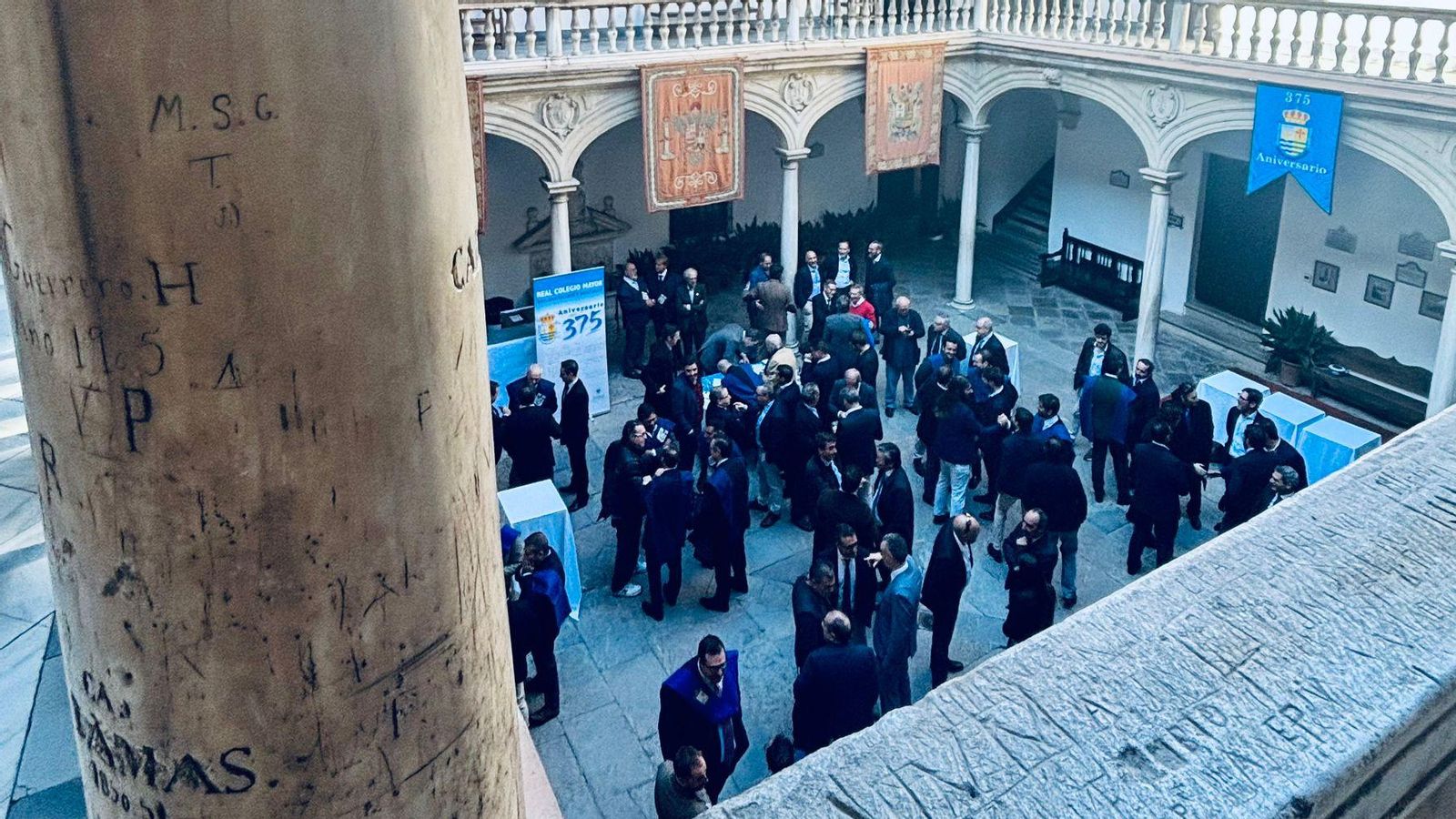 Colegiales, este sábado, en el patio.