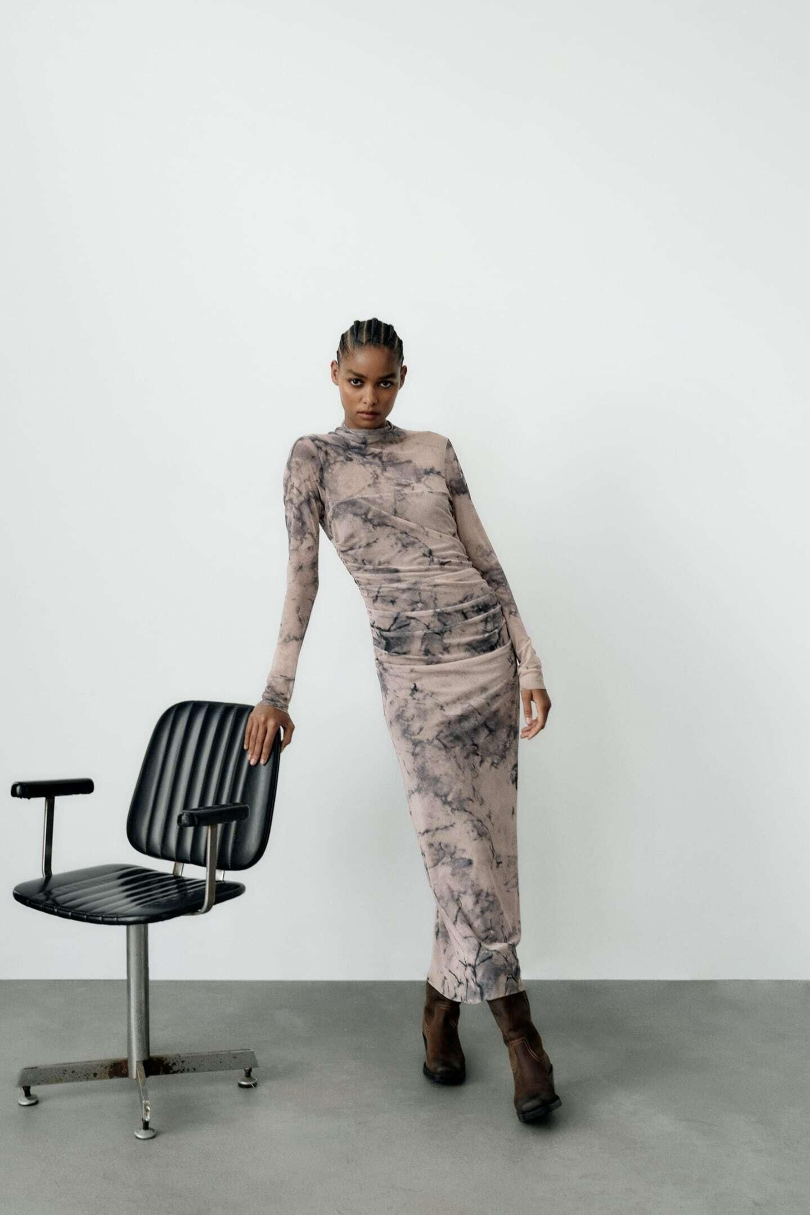 Vestido degradado de Zara.