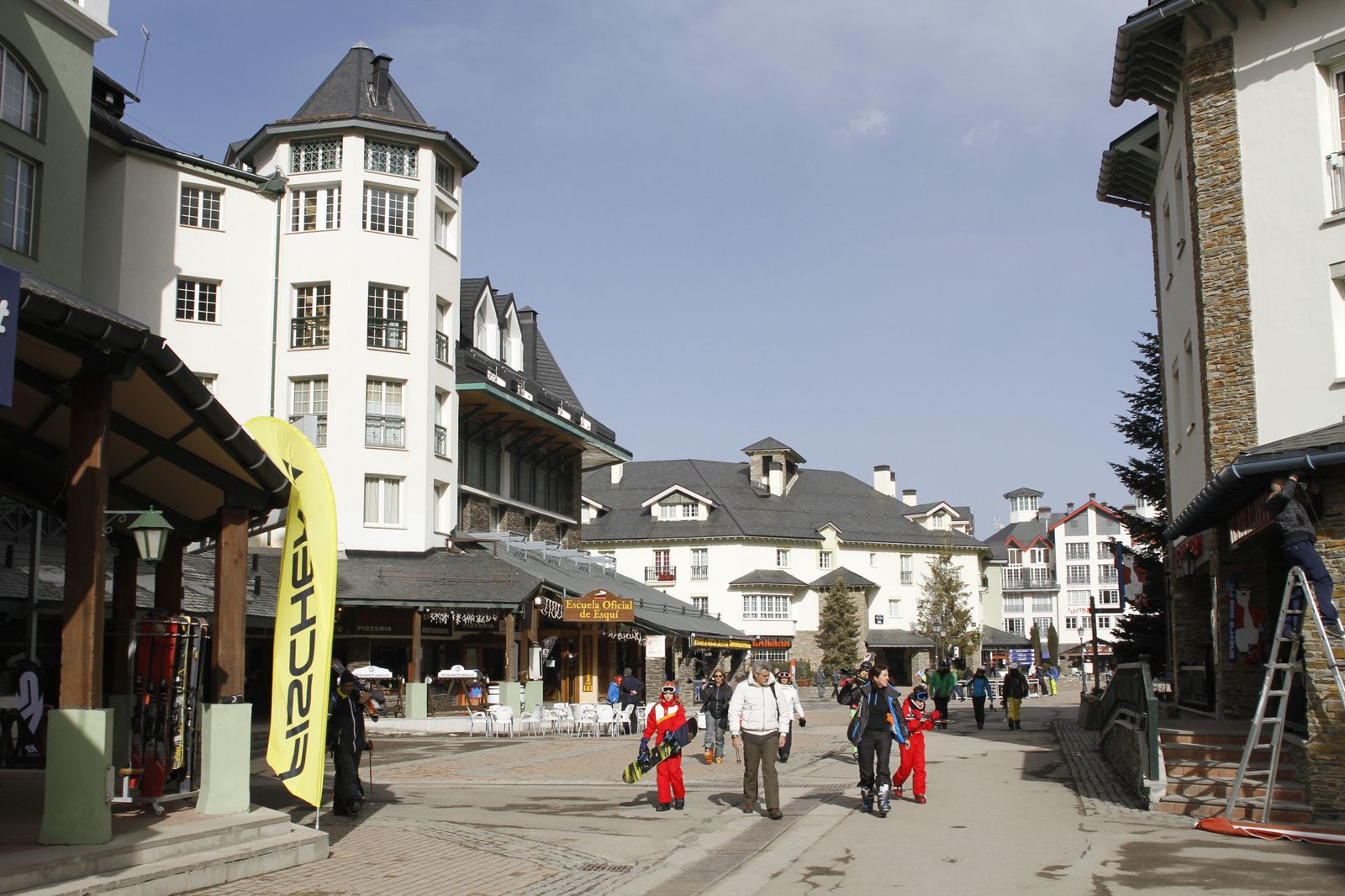 Se suspende parte de la huelga del parking de Sierra Nevada