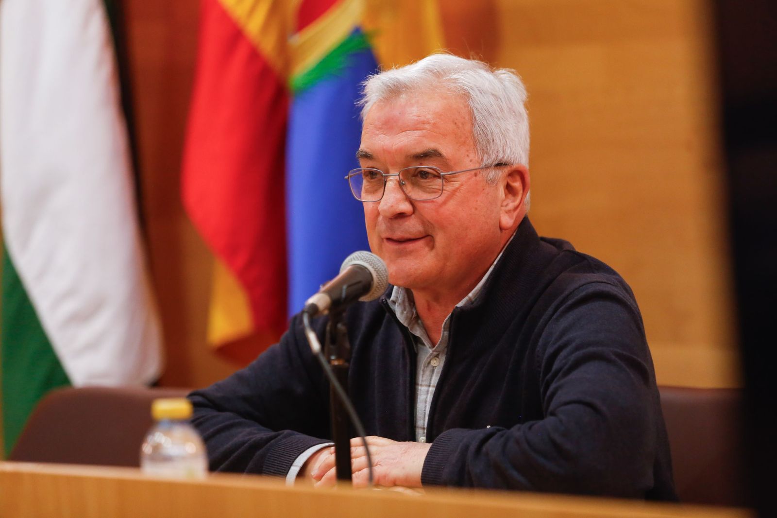 Conferencia del padre Pedro Gómez sobre Jesús de Nazaret, en imágenes