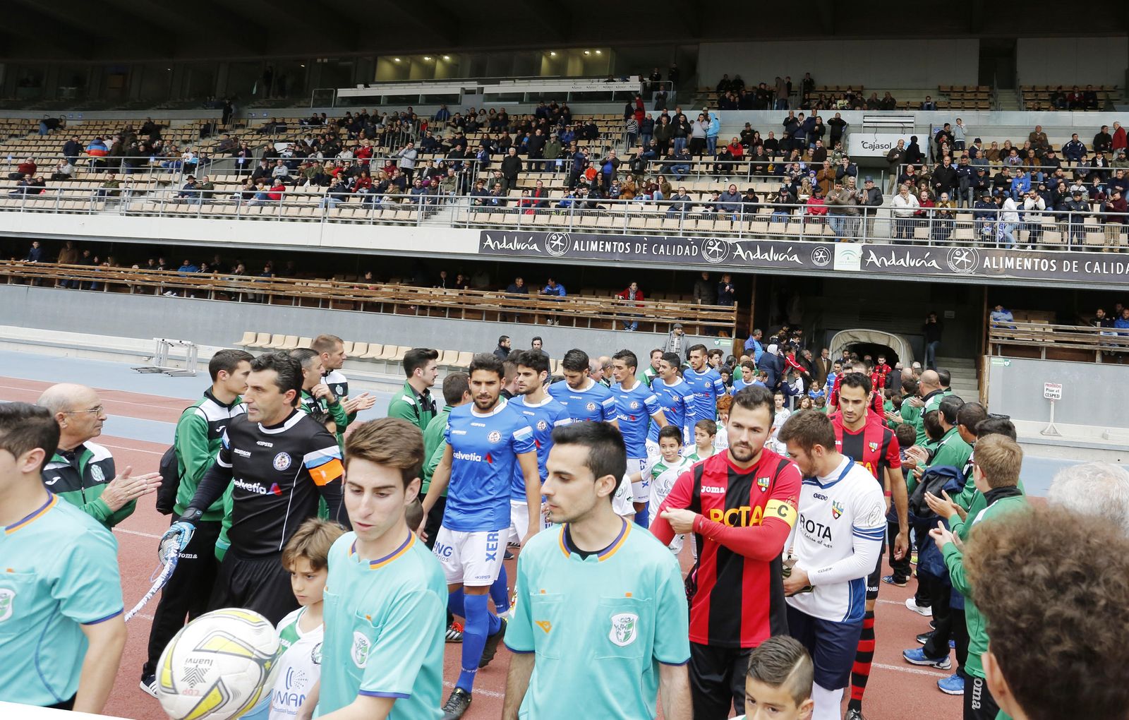 Juan Antonio terminó el encuentro bastante molesto con la imagen que ofreció su equipo ante la Roteña.