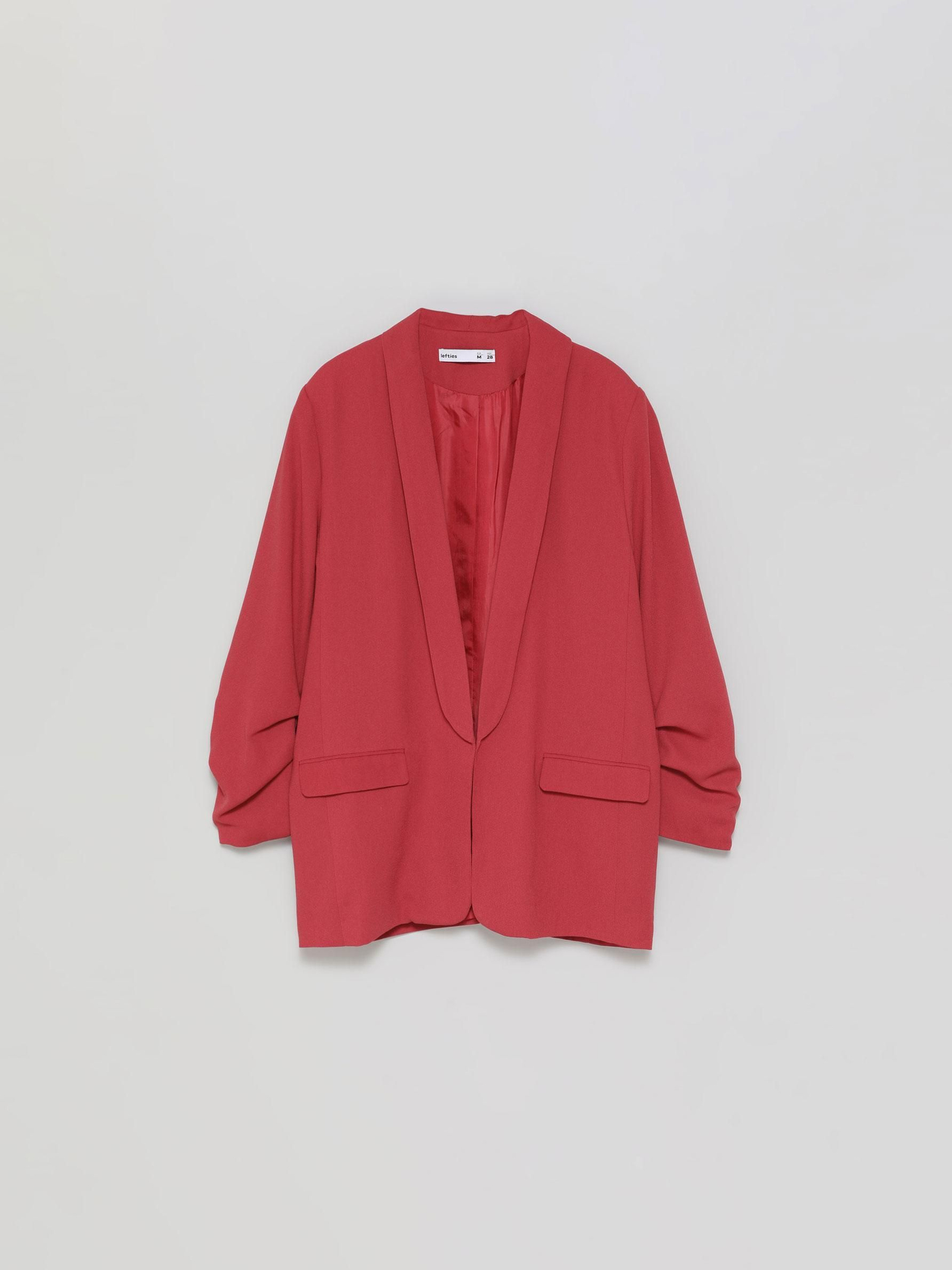 Blazer básica en color fresa.