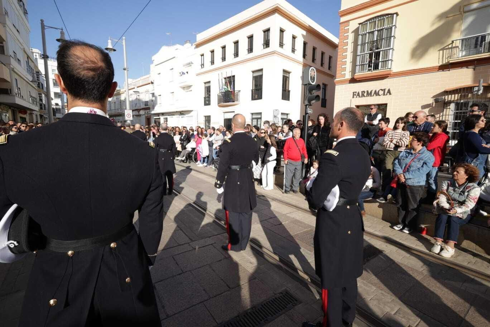 Las imágenes de la procesión del Santo Entierro de la Semana Santa de San Fernando 2023