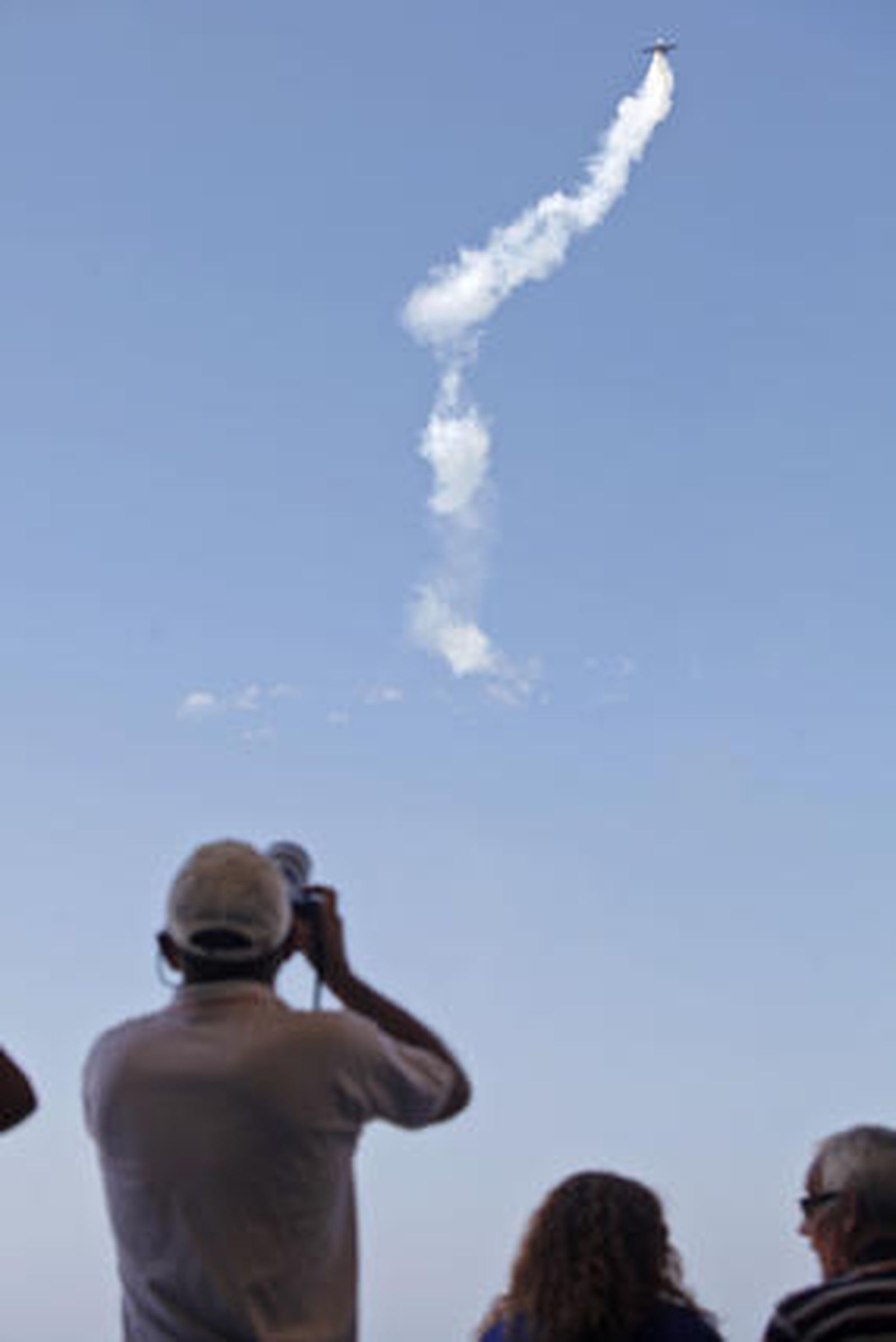 190.000 personas disfrutan del III Festival Aéreo en la playa de la Victoria. /Foto: Jesús Marín