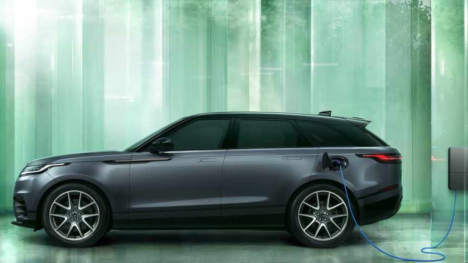 Al mercado español no se importarán motores de gasolina, salvo el de la versión PHEV. Esta aumenta su autonomía con una batería más capaz.