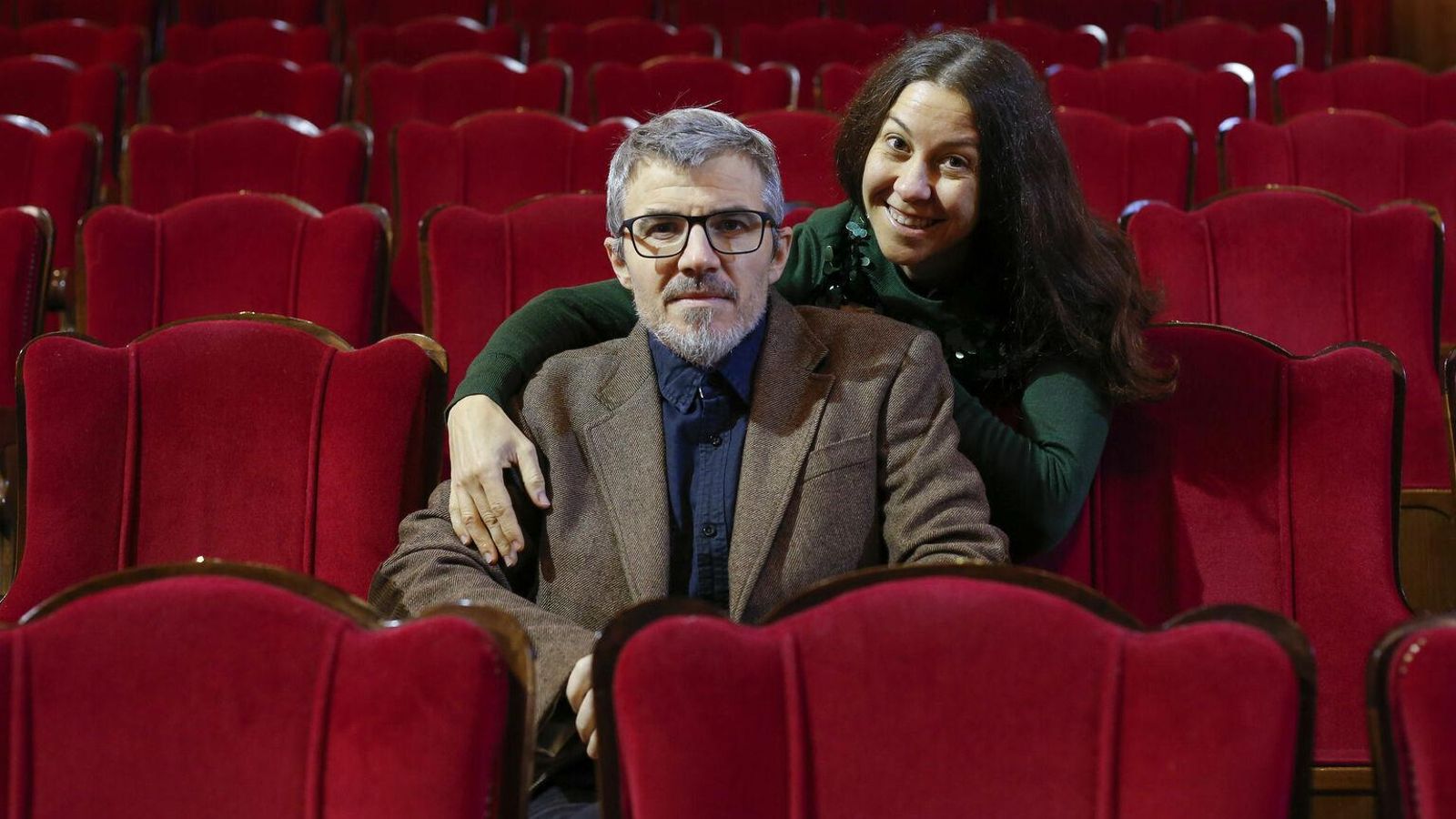 Joaquín Casanovas y Elisa Ramos son los artífices de la compañía granadina La Maquiné.