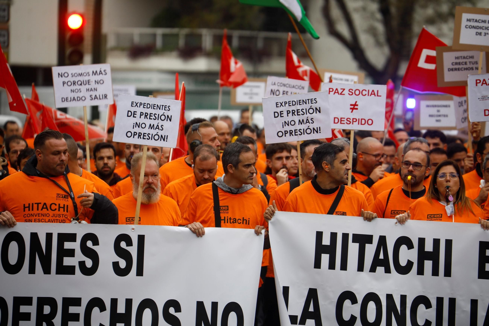 La manifestación de los trabajadores de Hitachi Energy en Córdoba, en imágenes