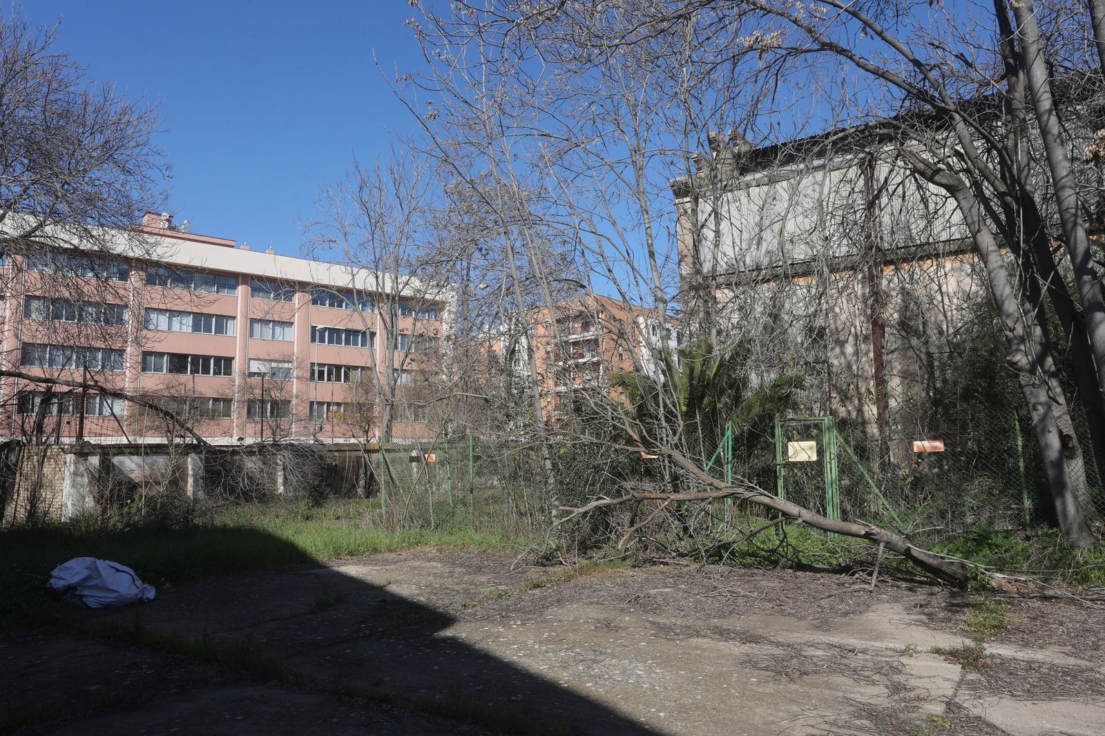Carolina España visita la antigua fábrica de Artillería