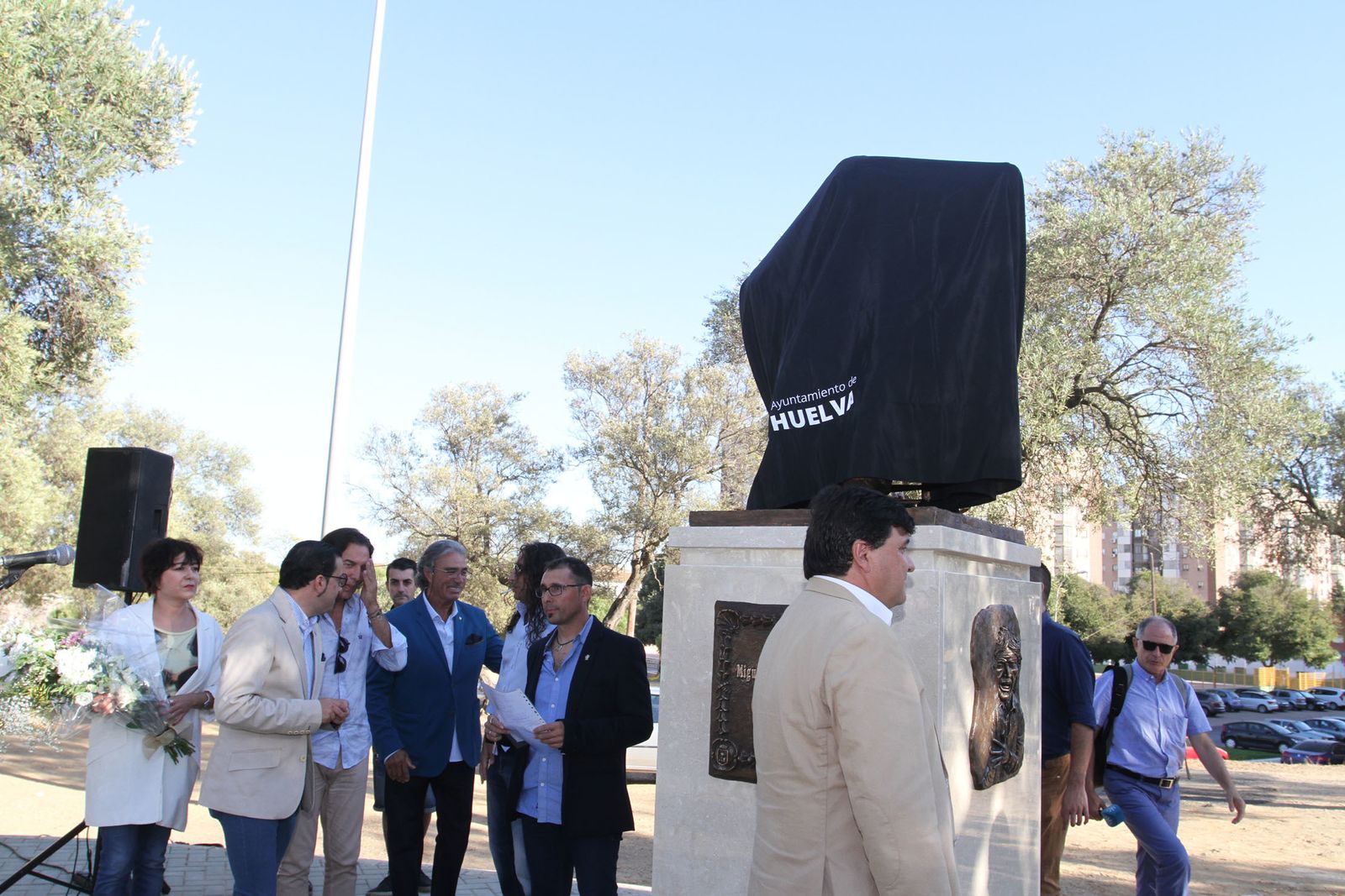 Inaguración del monumento al Niño Miguel.