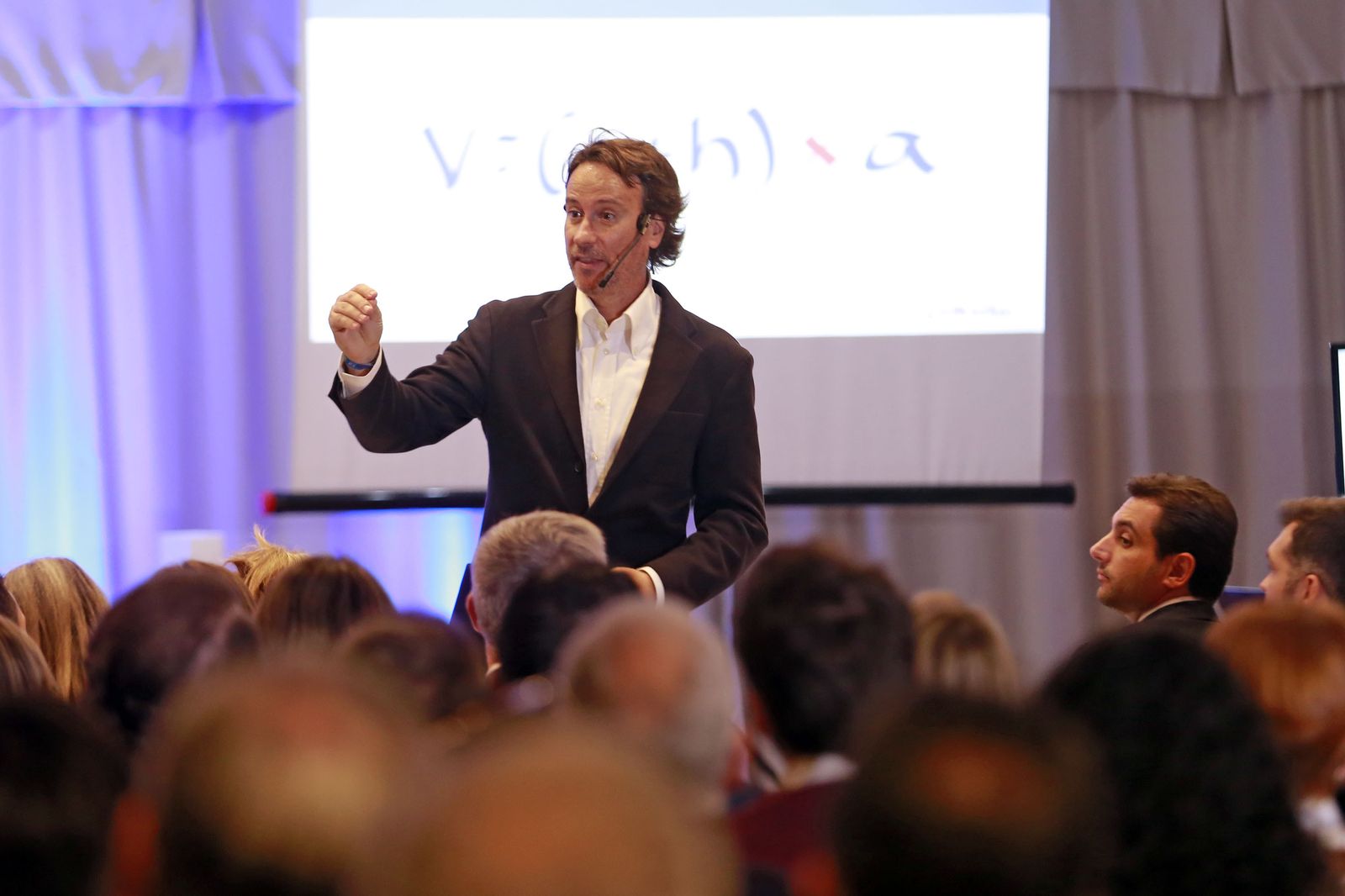 Gaboral organiza una conferencia de Víctor Küppers en Hotel Jerez