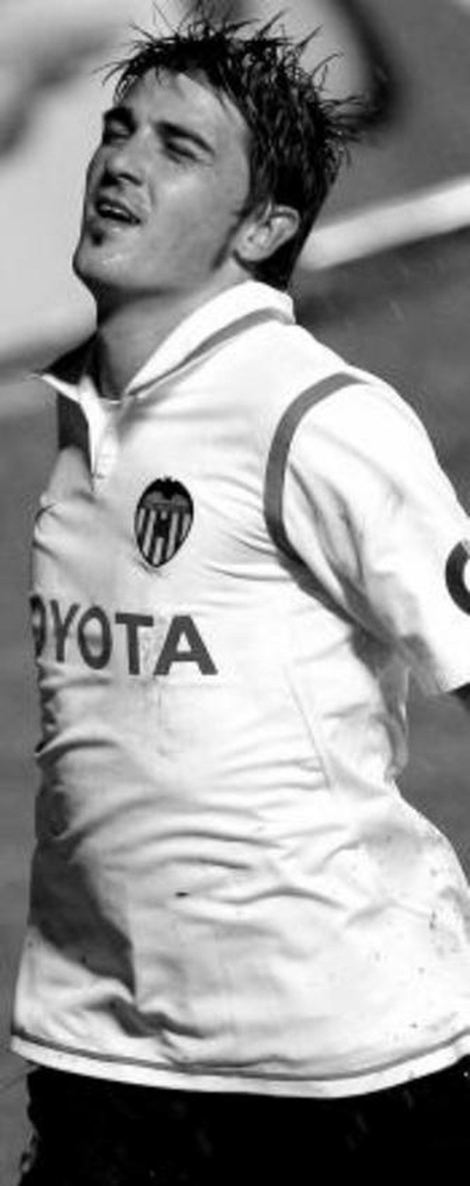 Villa celebra uno gol.