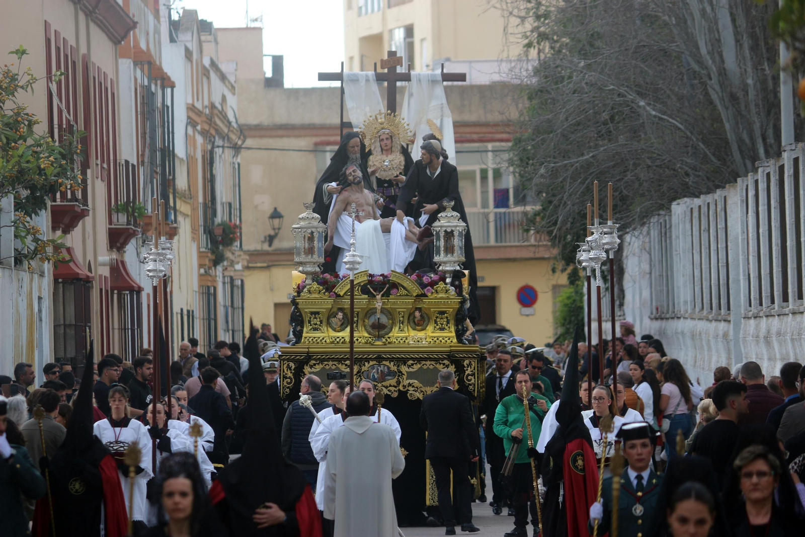 Lunes Santo en Puerto Real Lunes Santo en Puerto Real
