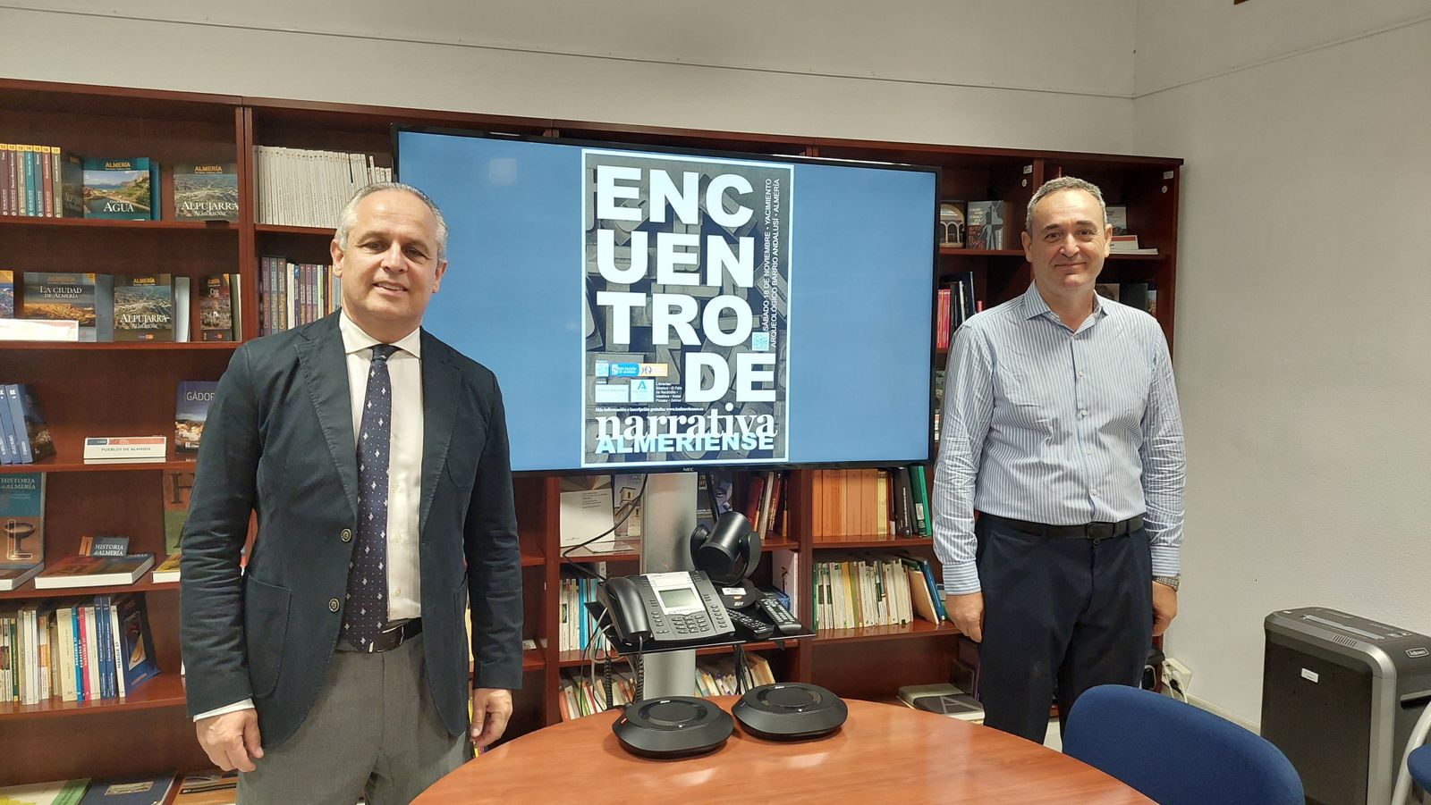 Mario Pulido, director del  IEA con Manuel Sánchez Villanueva.