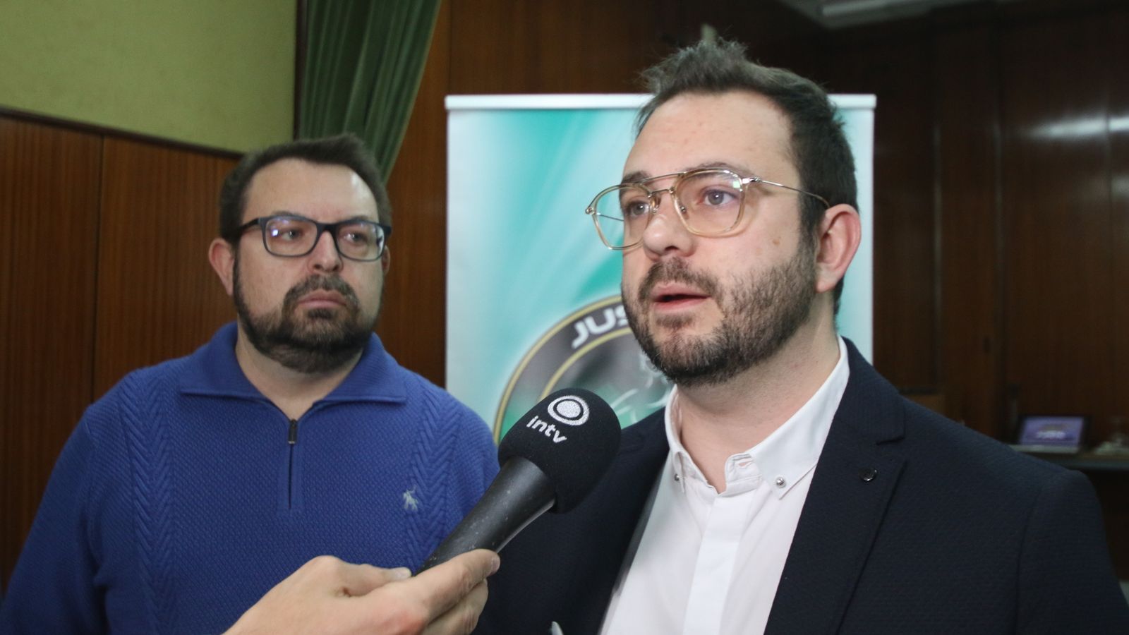 Juan Marcos Gutiérrez, a la izquierda, y Cristian Eric Marco, a la derecha.