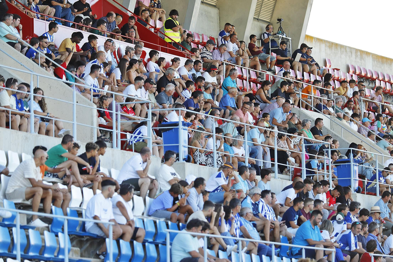 Imágenes del partido entre el Cartaya y el Recreativo de Huelva