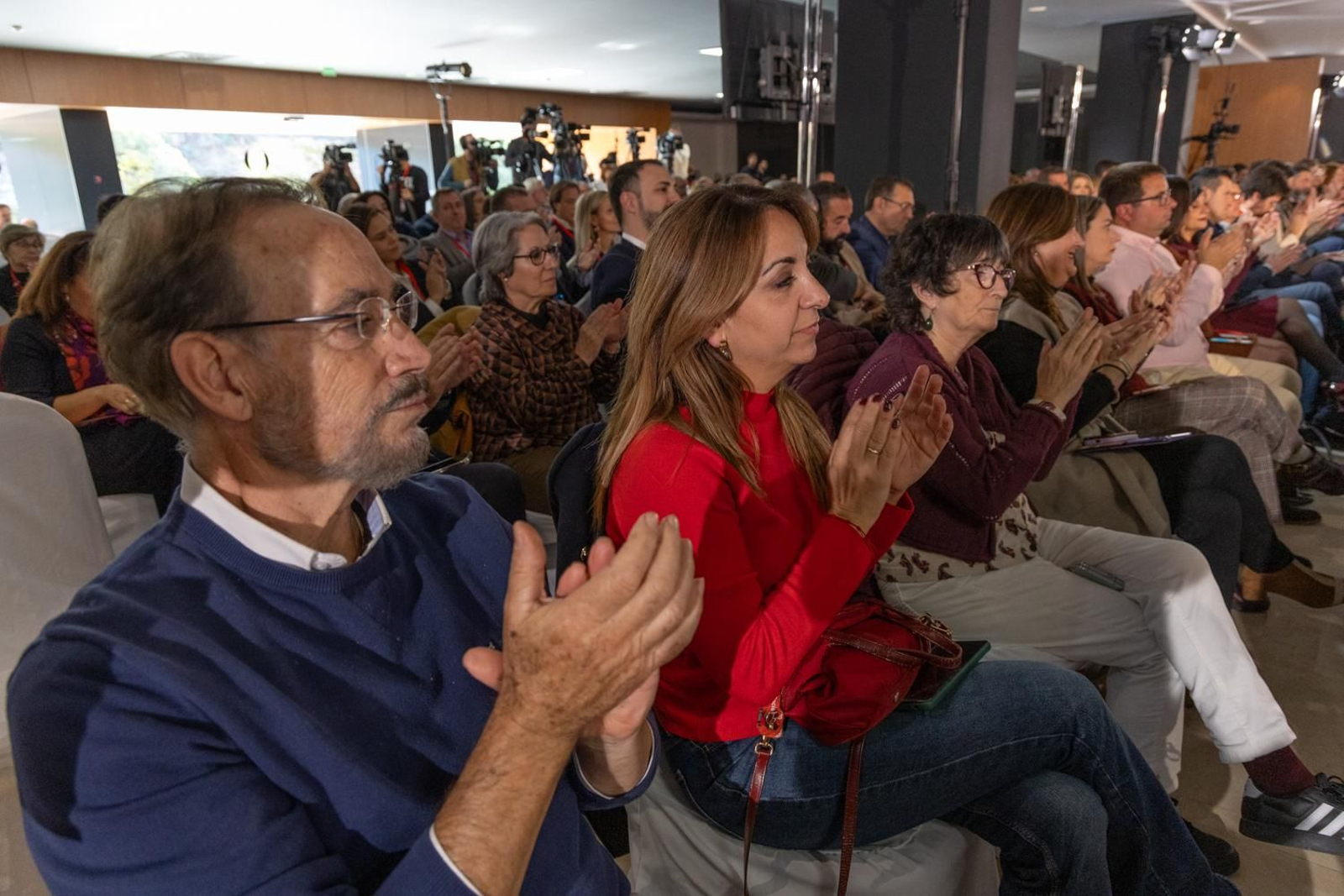 Las imágenes del comité director del PSOE en Jaén