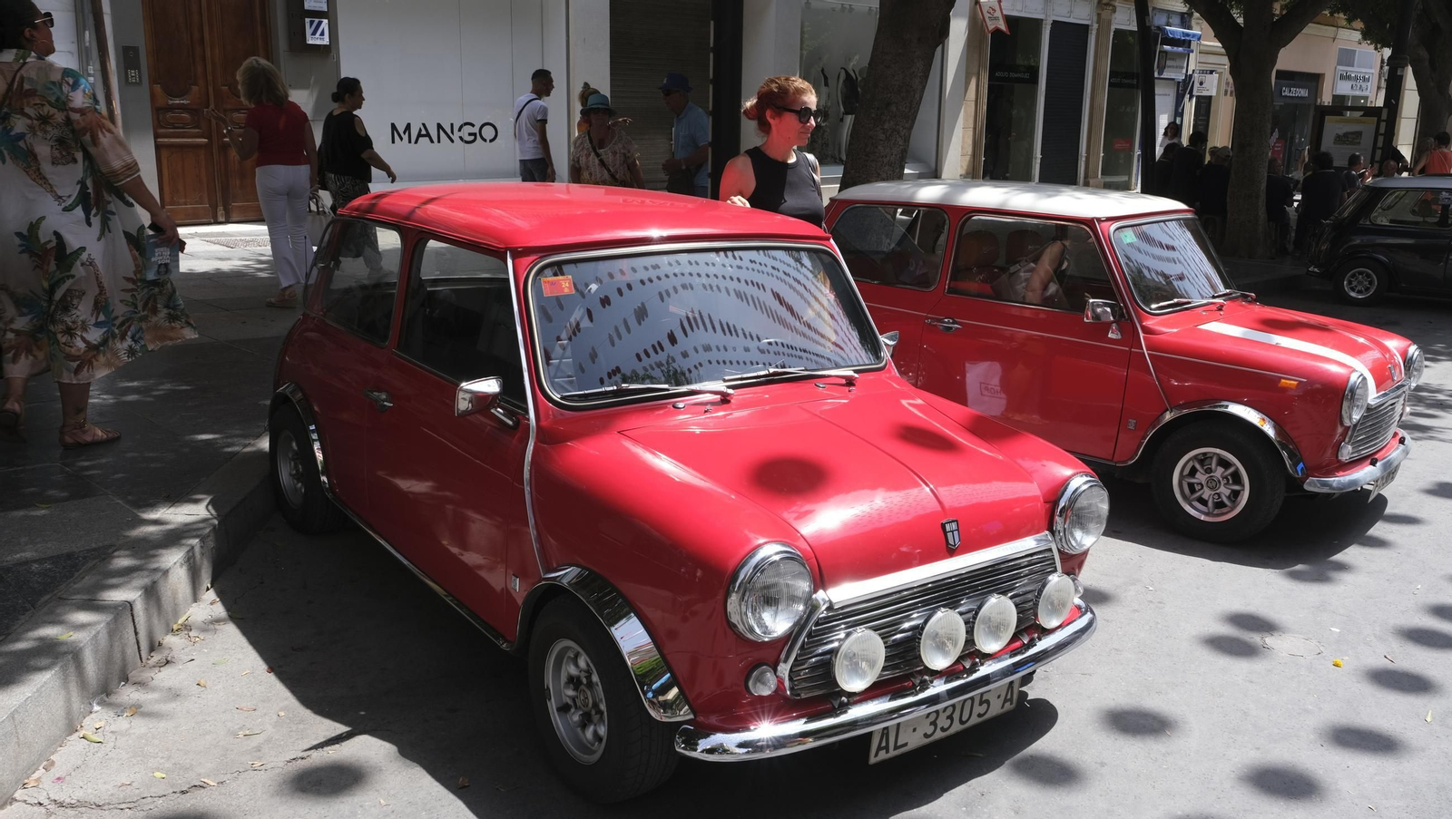 Los Seat 600 y los Mini en la Feria de Almería 2024, en imágenes