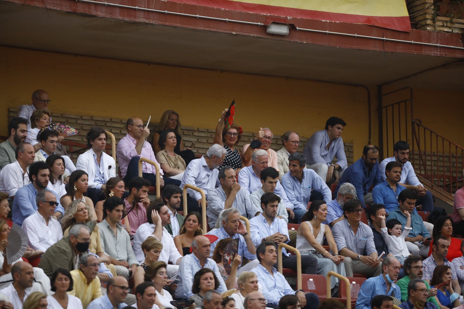 La corrida mixta de Diego Ventura, Morante de la Puebla y Pablo Aguado en Córdoba, en imágenes