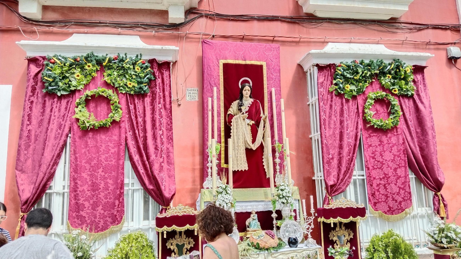 Altares y alfombras del Corpus en San Fernando: Medinaceli, primer premio