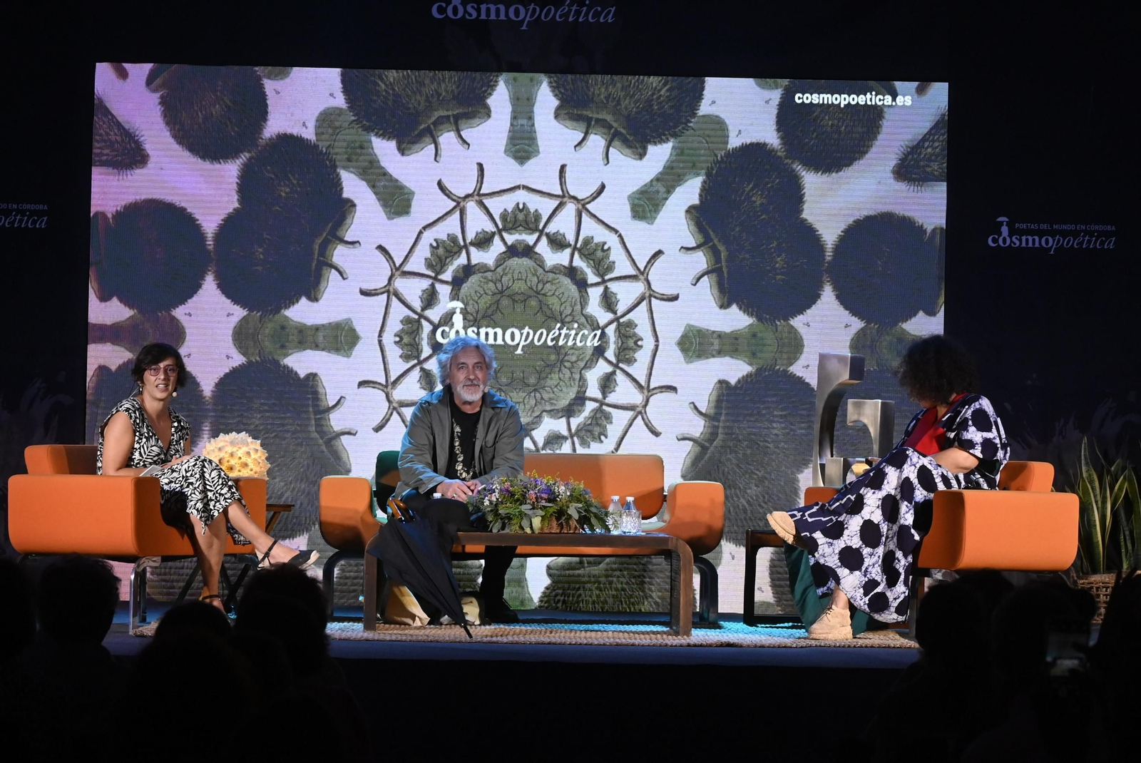 Manuel Rivas y Najat El Hachmi, en Cosmopoética