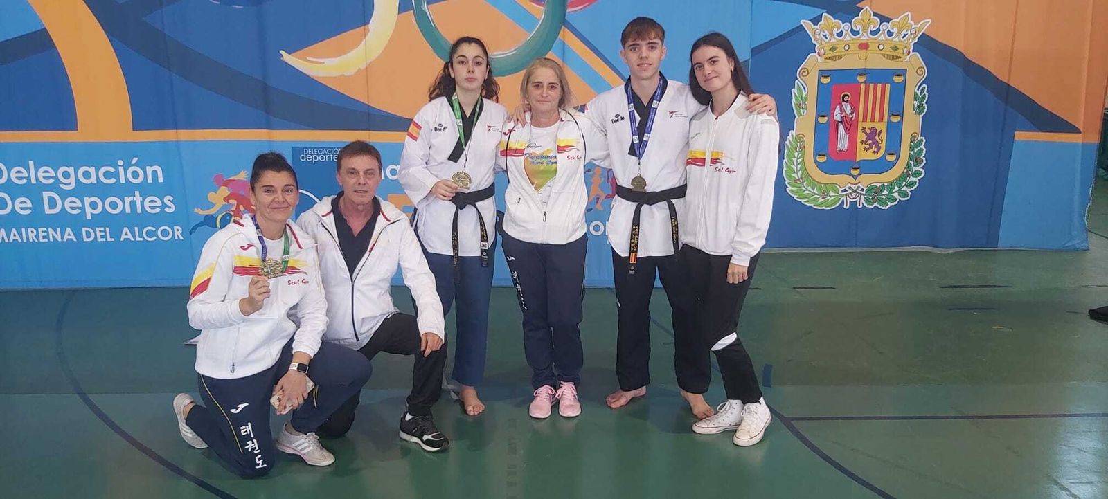 La expedición del Seúl Gym de La Línea, en Mairena del Alcor