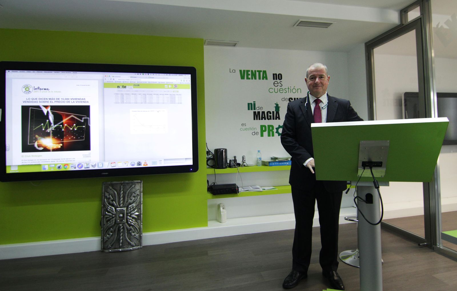 José Luis Jimeno, director general de Noteges , en una imagen de archivo de la presentación de un informe elaborado por 110 inmobiliarias englobadas en Club Noteges  sobre el precio de la vivienda.