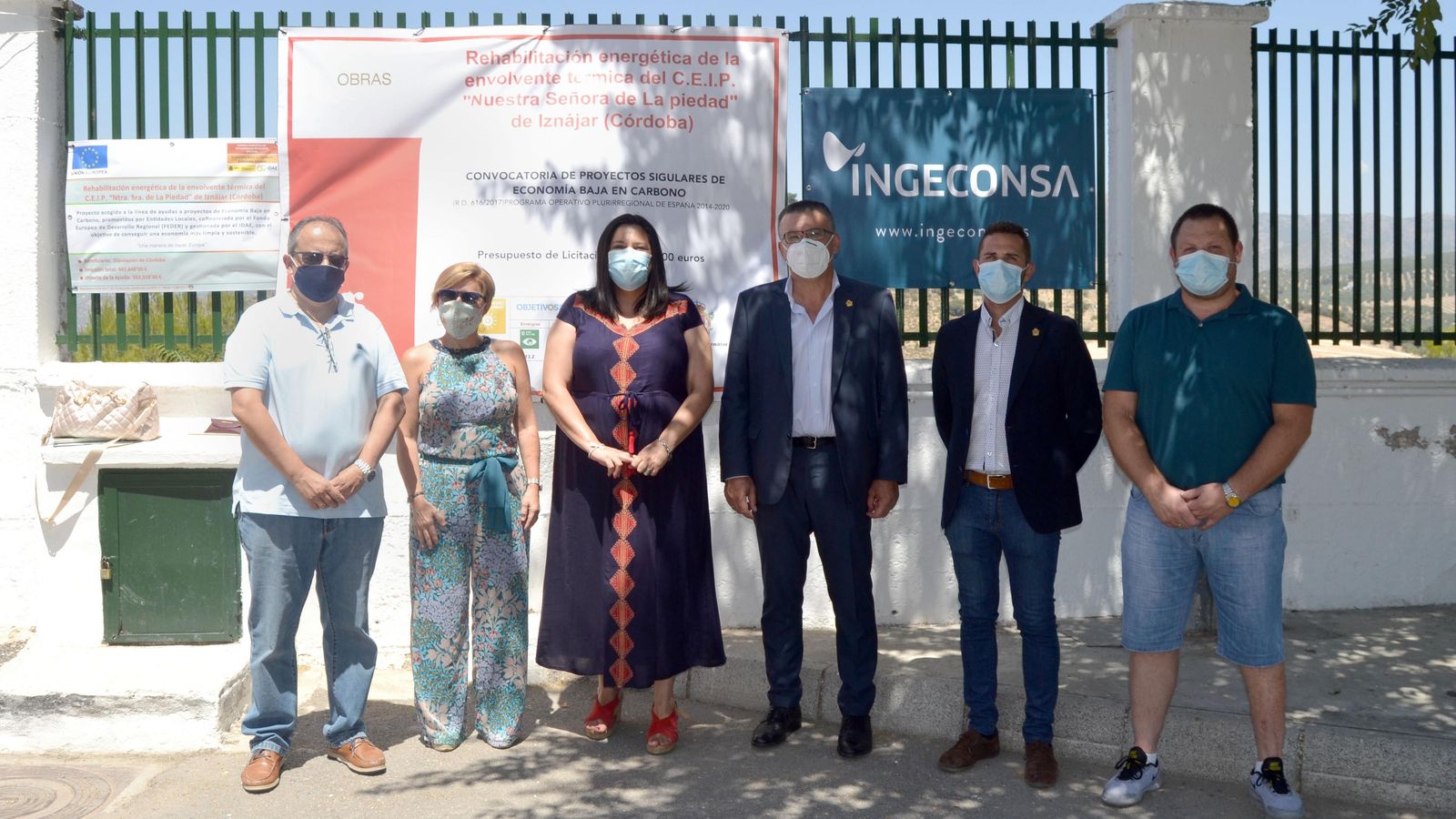 Foto de familia de la presentación del proyecto.