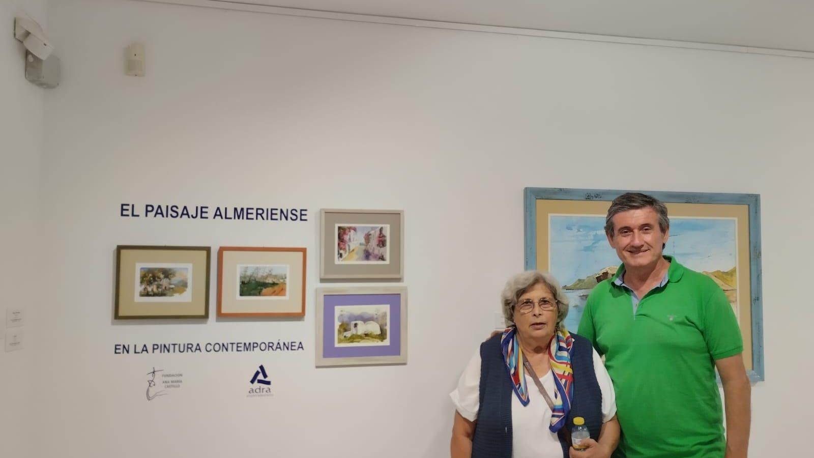 El alcalde de Adra, Manuel Cortés no quiso perderse esta muestra.