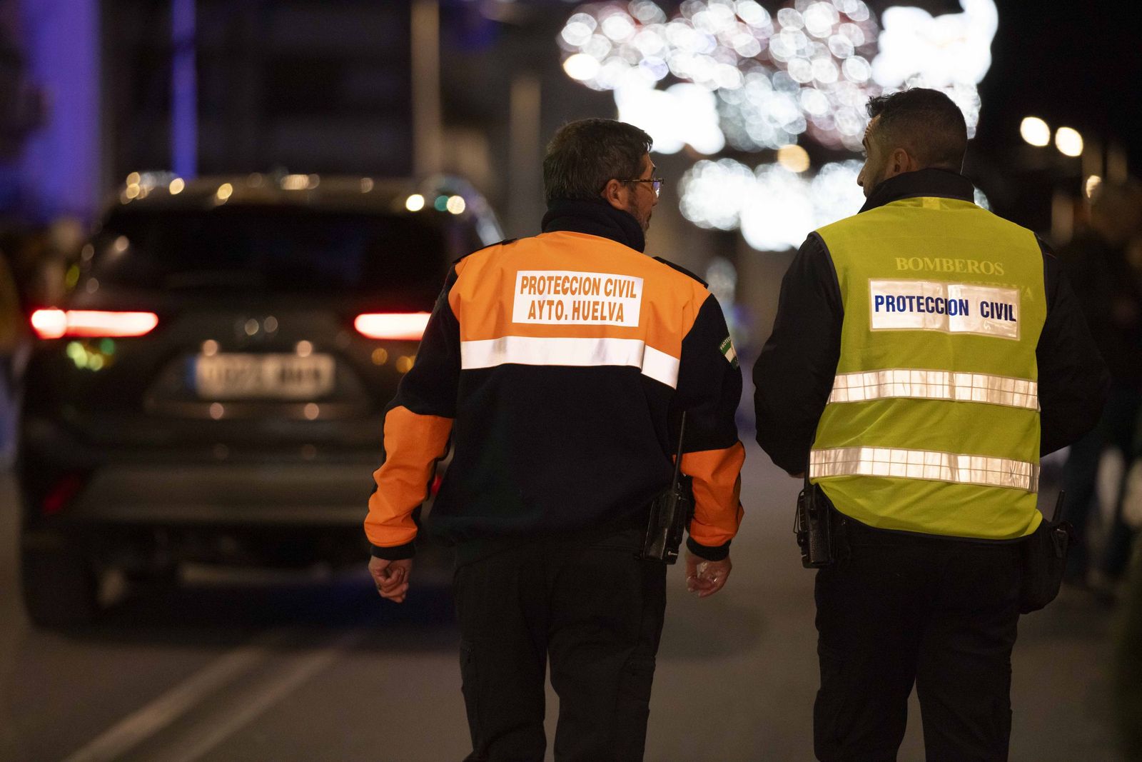 Miembros de Protección Civil de Huelva durante un dispositivo.