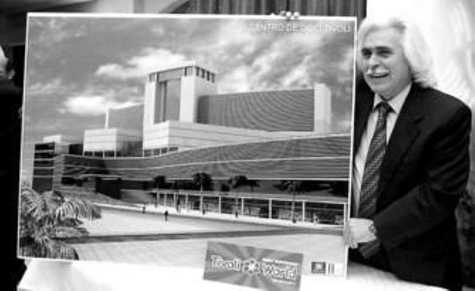 Rafael Gómez 'Sandokán', en marzo de 2005, cuando anunció que invertiría 260 millones en Tivoli.