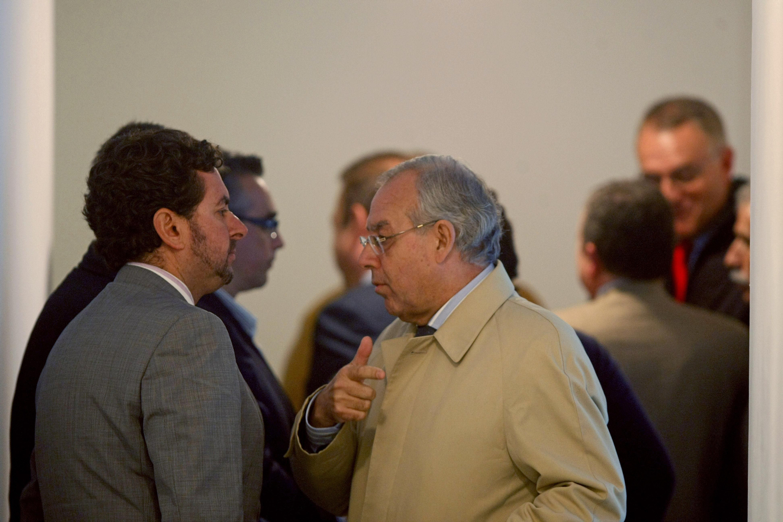 Rodríguez Murillo (d) conversa con Martín García Marichal en la etapa de ambos en el club.