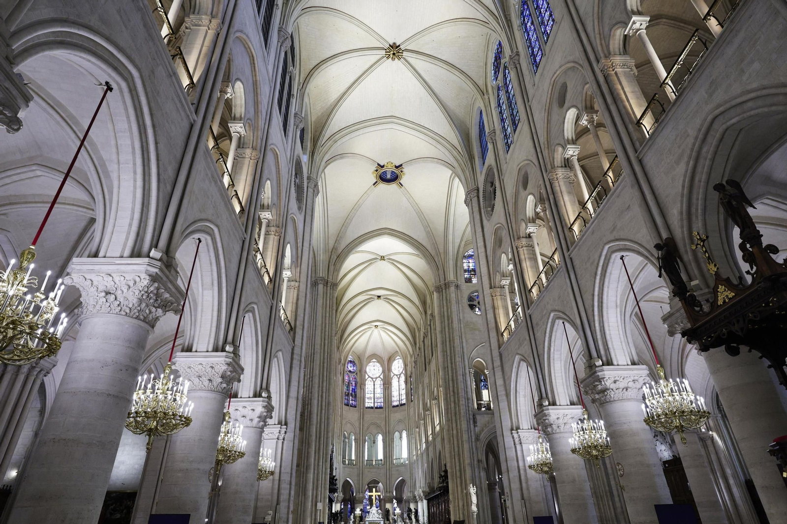 Así es el nuevo interior de Notre Dame tras la restauración Así es el nuevo interior de Notre Dame tras la restauración